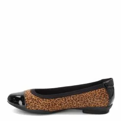 Women's Clarks, Sara Orchid Flat 10 Women's Clarks, Sara Orchid Flat -Shoes Sales Store 1 2148389 ZM 3