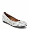Women's Vionic, Robyn Flat